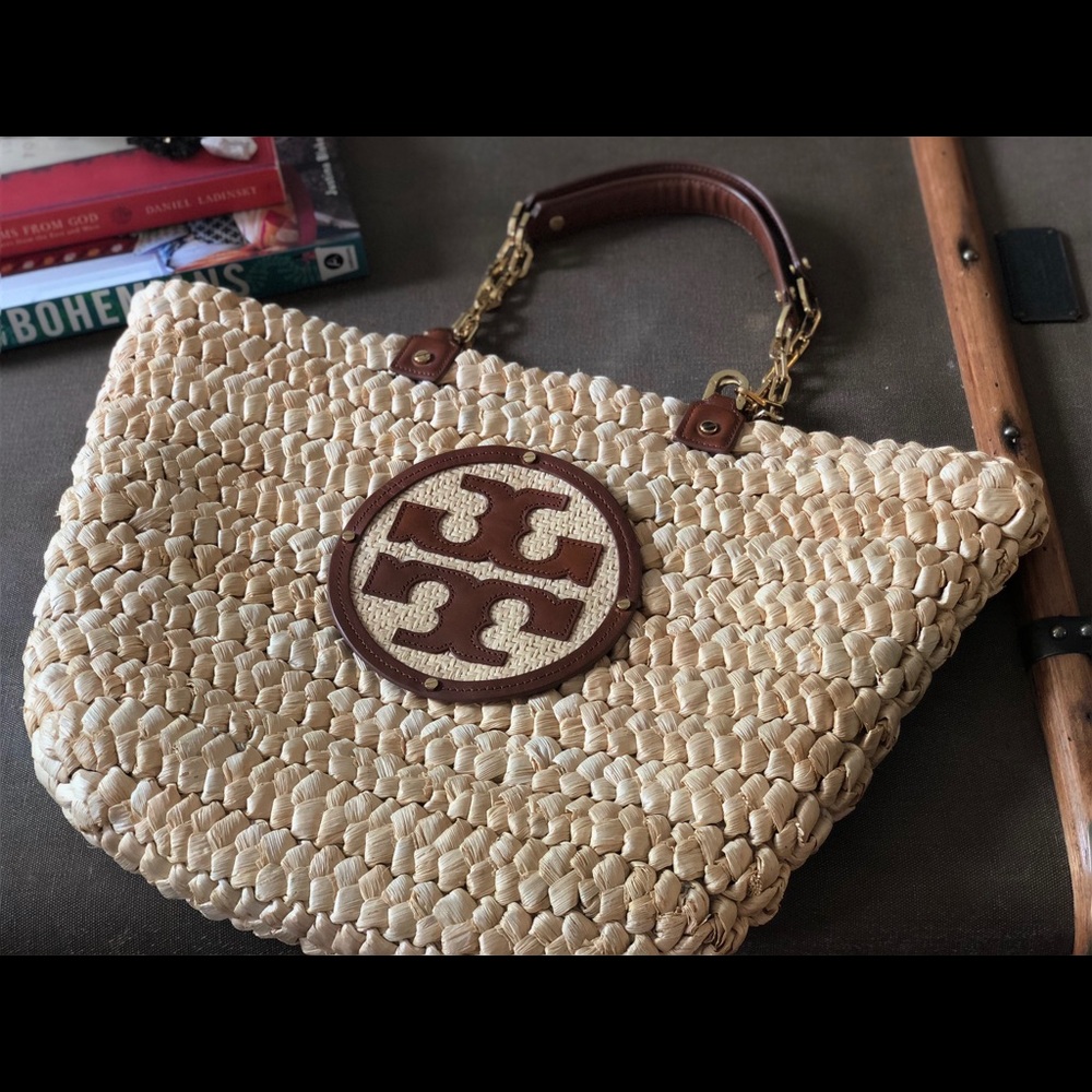 Cute Tory Burch Ruffia Bag!